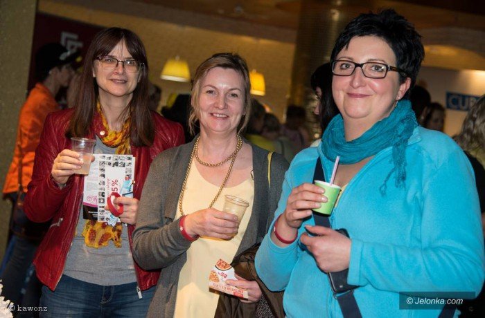 kino-kobiet-wiele-sie-dziao-foto-68474
