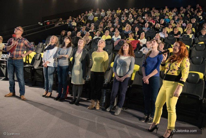 kino-kobiet-wiele-sie-dziao-foto-68474