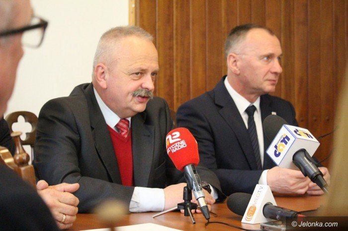 jedni-przychodza-inni-odchodza-uroczyscie-foto-68504