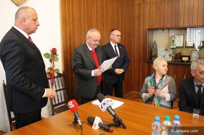 jedni-przychodza-inni-odchodza-uroczyscie-foto-68504