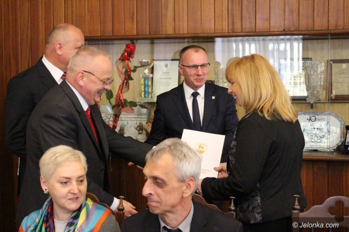 jedni-przychodza-inni-odchodza-uroczyscie-foto-68504