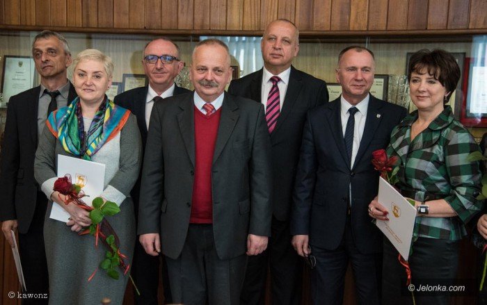 jedni-przychodza-inni-odchodza-uroczyscie-foto-68504