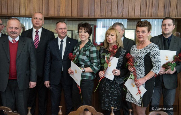 jedni-przychodza-inni-odchodza-uroczyscie-foto-68504