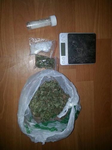 wpadka-z-narkotykami-za-ok-16-tys-z-foto-68505