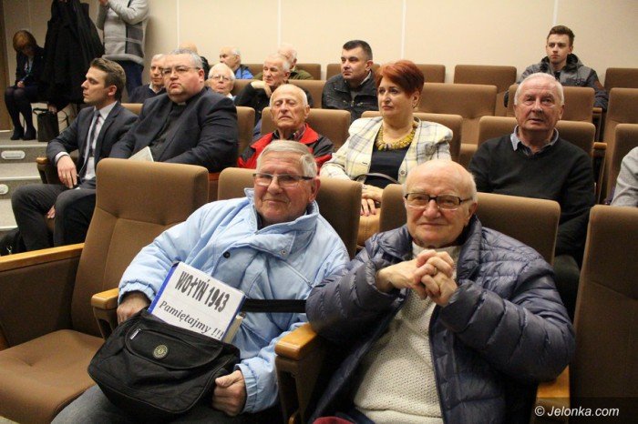 o-stosunkach-polskoukrainskich-i-pomniku-foto-68519