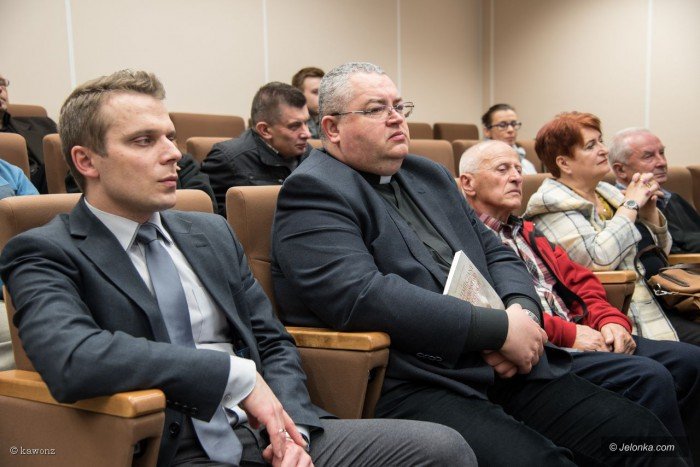 o-stosunkach-polskoukrainskich-i-pomniku-foto-68519