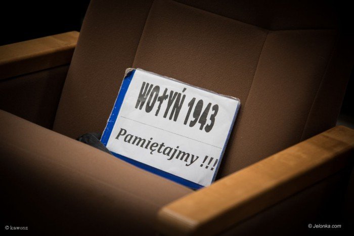 o-stosunkach-polskoukrainskich-i-pomniku-foto-68519