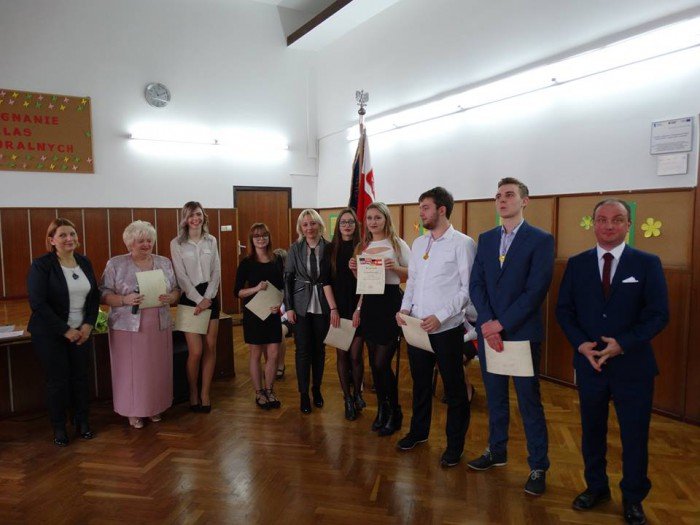ostatni-dzwonek-zabrzmia-w-handlowce-foto-68524