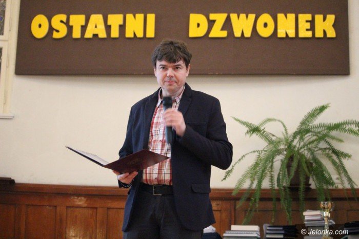 uroczyste-pozegnanie-maturzystow-foto-68526