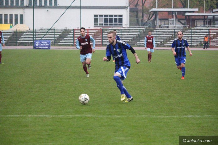 derby-dla-karkonoszy-pierwsze-zwyciestwo-foto-68537