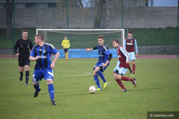 derby-dla-karkonoszy-pierwsze-zwyciestwo-foto-68537