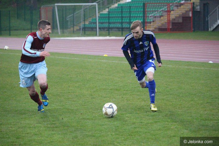 derby-dla-karkonoszy-pierwsze-zwyciestwo-foto-68537