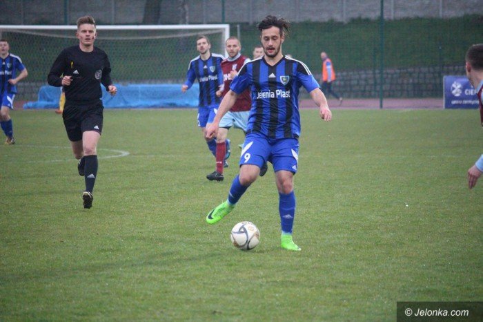 derby-dla-karkonoszy-pierwsze-zwyciestwo-foto-68537