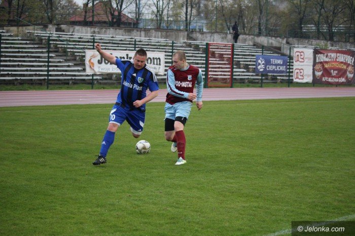 derby-dla-karkonoszy-pierwsze-zwyciestwo-foto-68537
