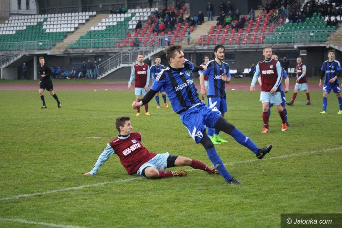 derby-dla-karkonoszy-pierwsze-zwyciestwo-foto-68537
