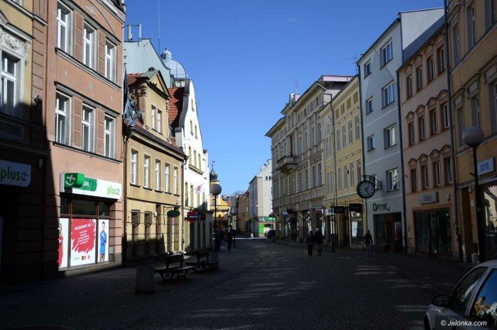 zielona-zabiera-jeleniej-turystow-68562