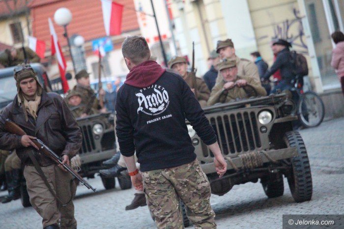 rekonstruktorzy-przemierzali-deptakiem-foto-68573