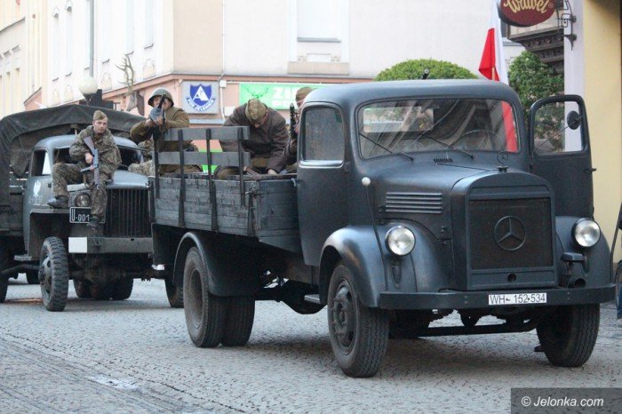 rekonstruktorzy-przemierzali-deptakiem-foto-68573