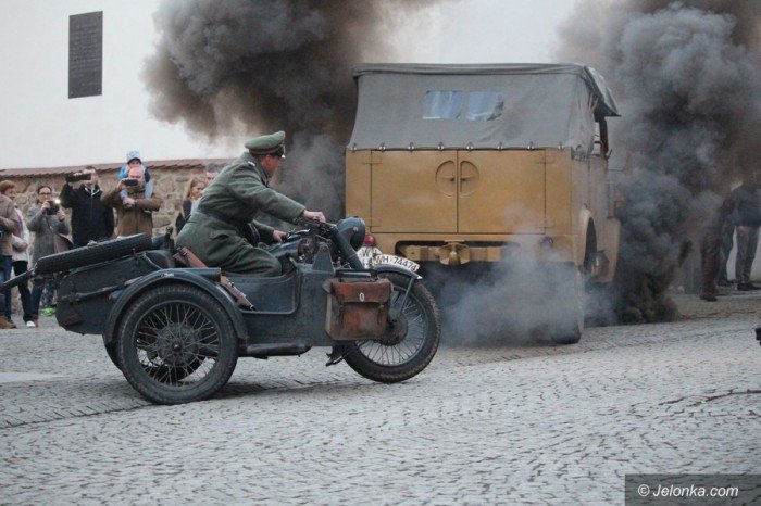 rekonstruktorzy-przemierzali-deptakiem-foto-68573