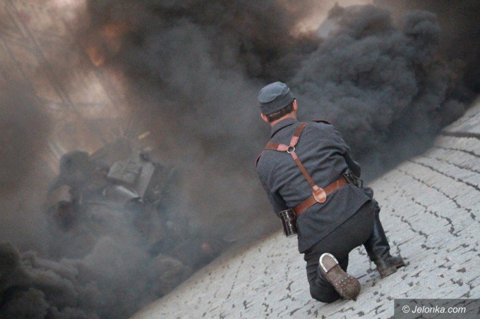 rekonstruktorzy-przemierzali-deptakiem-foto-68573