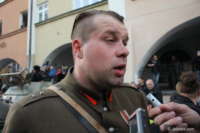 rekonstruktorzy-przemierzali-deptakiem-foto-68573