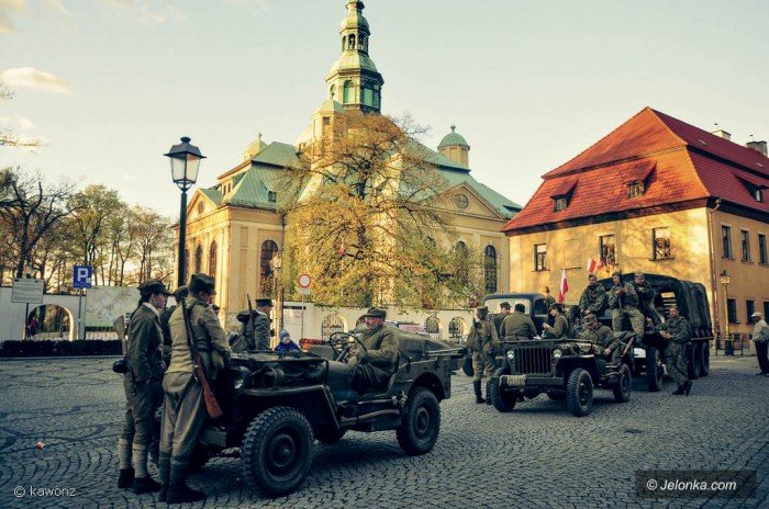 rekonstruktorzy-przemierzali-deptakiem-foto-68573