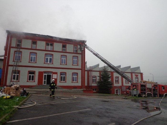 pozar-zakadu-w-starej-kamienicy-foto-68607