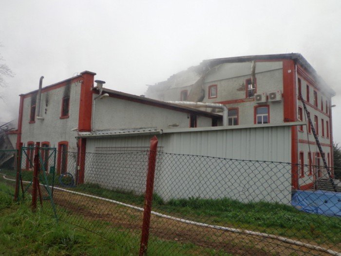 pozar-zakadu-w-starej-kamienicy-foto-68607