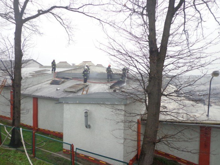 pozar-zakadu-w-starej-kamienicy-foto-68607
