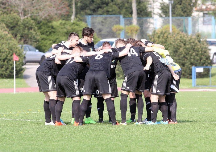 iv-liga-karkonosze-rozbite-przez-outsidera-tabeli-68626