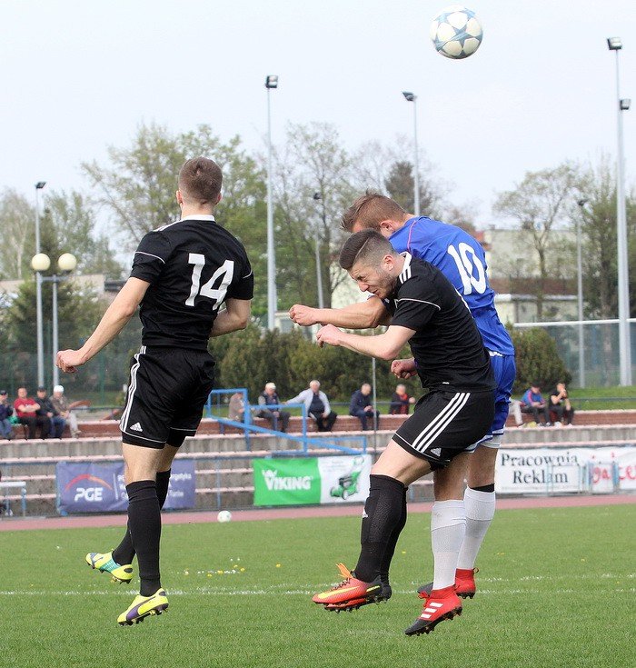 iv-liga-karkonosze-rozbite-przez-outsidera-tabeli-68626