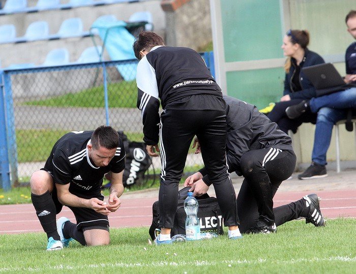 iv-liga-karkonosze-rozbite-przez-outsidera-tabeli-68626
