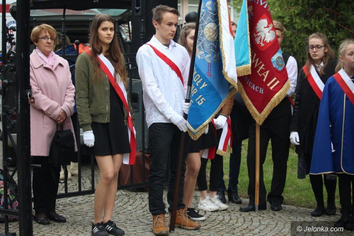 pamieci-ofiar-ii-wojny-swiatowej-foto-68656