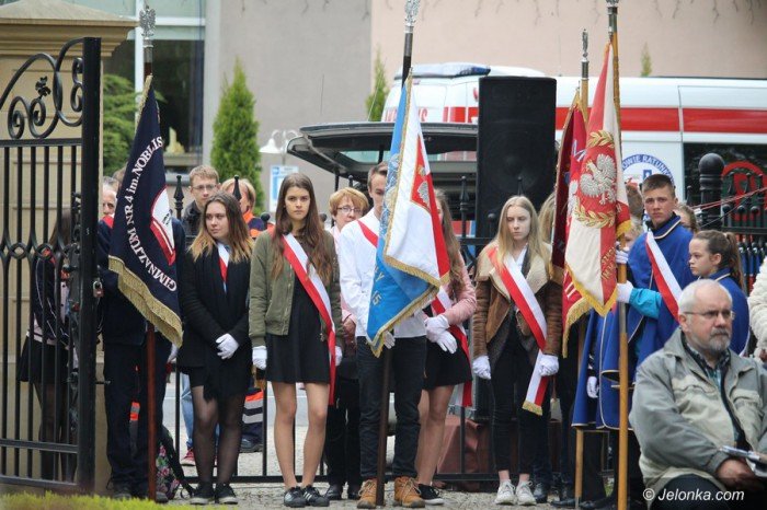 pamieci-ofiar-ii-wojny-swiatowej-foto-68656