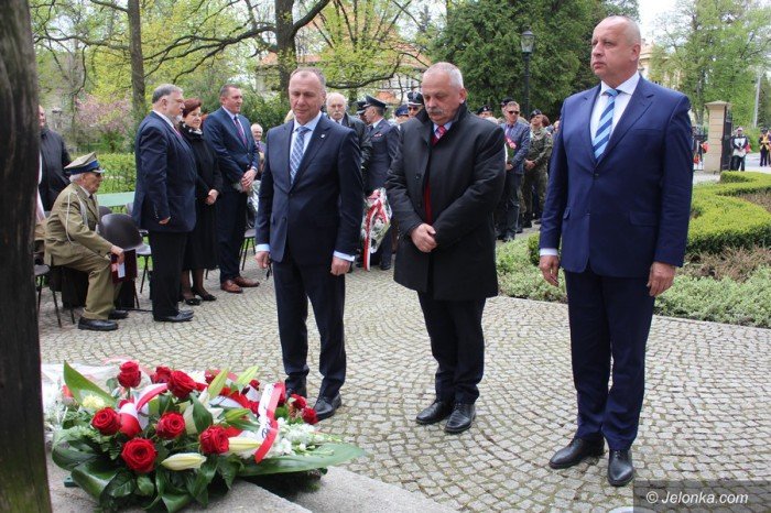 pamieci-ofiar-ii-wojny-swiatowej-foto-68656