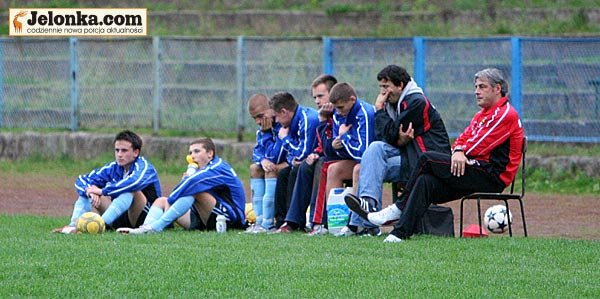 jeleniogorskie-derby-dla-karkonoszy-687