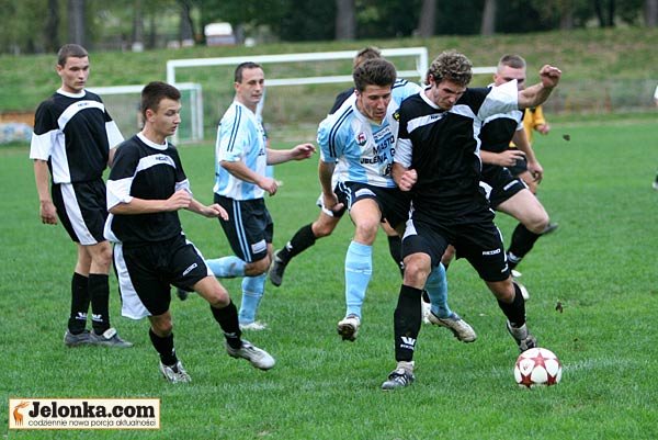 jeleniogorskie-derby-dla-karkonoszy-687