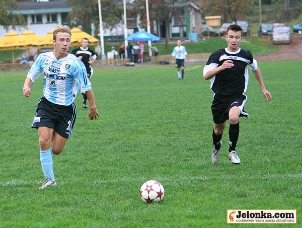 jeleniogorskie-derby-dla-karkonoszy-687