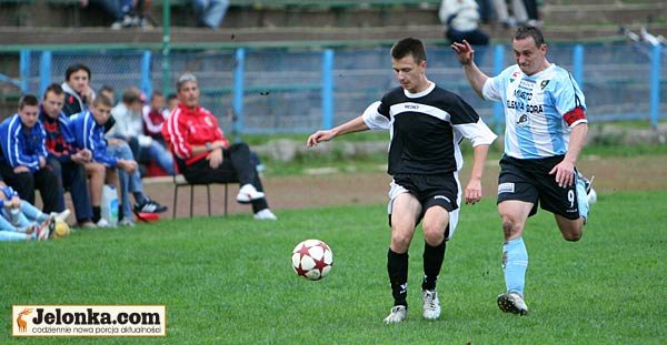 jeleniogorskie-derby-dla-karkonoszy-687