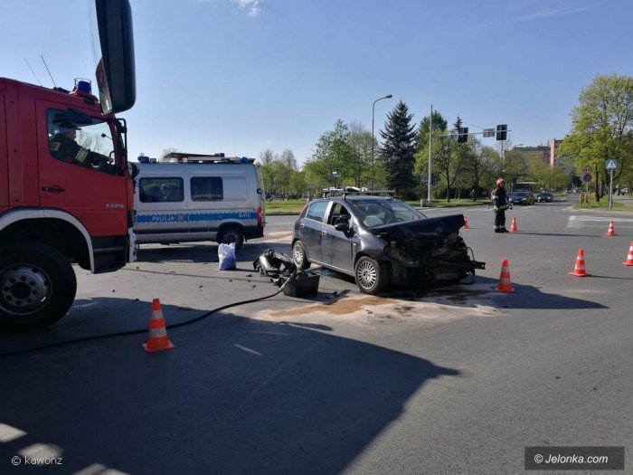 dwie-osoby-w-szpitalu-zderzenie-na-skrzyzowaniu-foto-video-68712