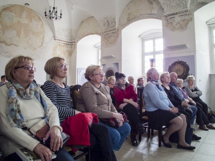 modzi-duchem-w-muzeum-przyrodniczym-foto-68739