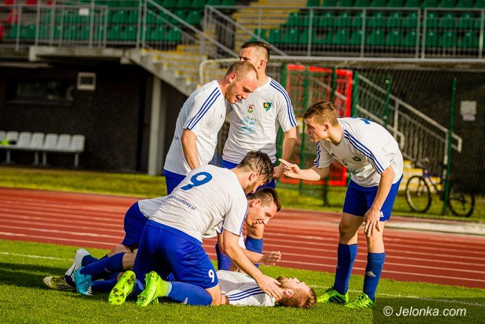 iv-liga-grad-goli-po-burzy-foto-68752