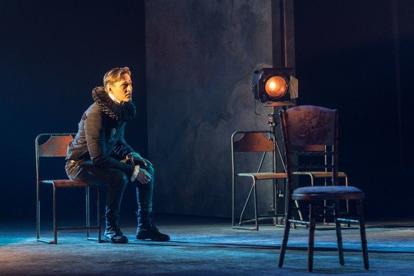 rosencrantz-i-guildenstern-nie-zyja-w-heliosie-foto-68795