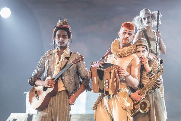 rosencrantz-i-guildenstern-nie-zyja-w-heliosie-foto-68795