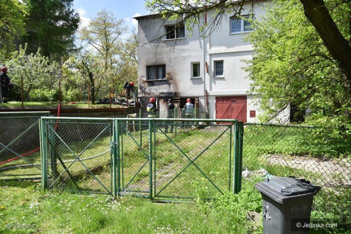 pozar-garazu-przy-ulicy-nowowiejskiej-foto-68820