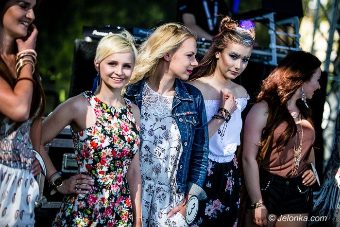 wybrali-miss-i-bawili-sie-z-obuzami-foto-68842