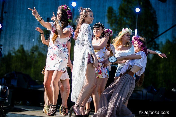 wybrali-miss-i-bawili-sie-z-obuzami-foto-68842