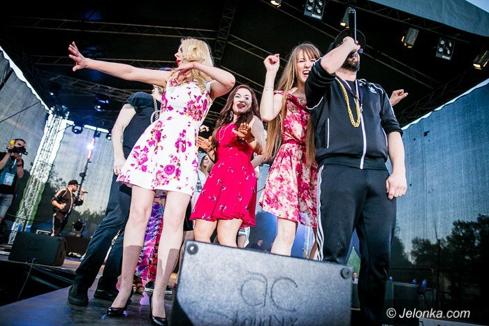 wybrali-miss-i-bawili-sie-z-obuzami-foto-68842