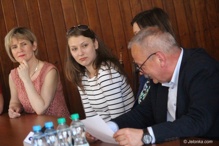 wybitni-uczniowie-nagrodzeni-foto-68867