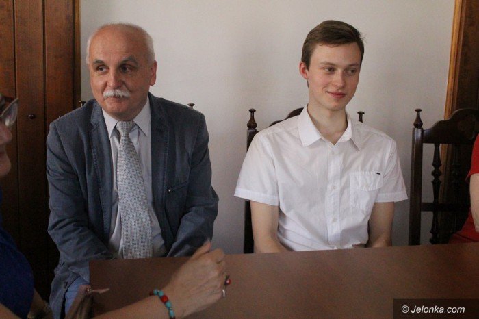 wybitni-uczniowie-nagrodzeni-foto-68867